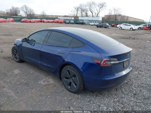 2022 TESLA MODEL 3 5YJ3E1EA8NF325381 Photo 2