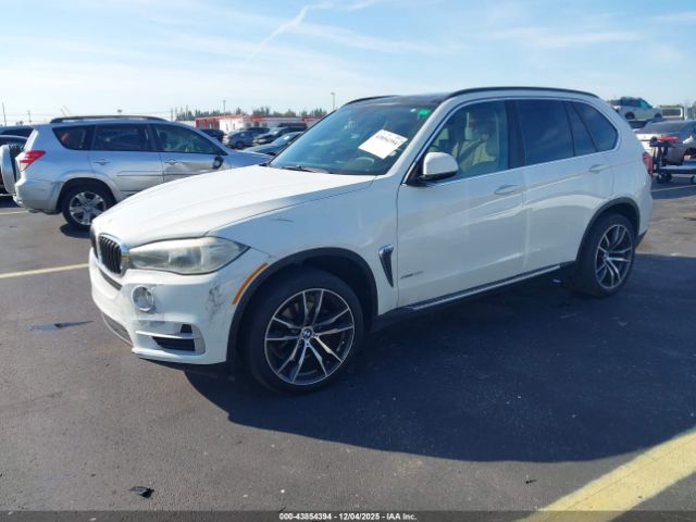 2016 BMW X5 5UXKR2C57G0H41775 Photo 1