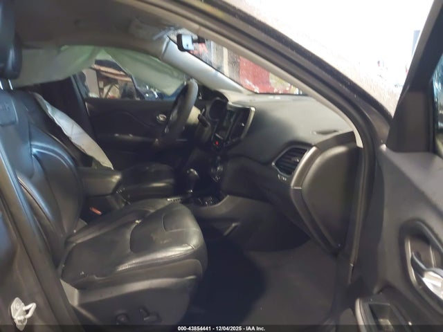 Продаж на аукціоні авто 2019 Jeep Cherokee Limited Fwd, vin: 1C4PJLDB2KD347947, номер лоту: 43854441