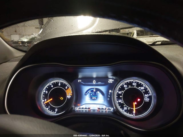 Продаж на аукціоні авто 2019 Jeep Cherokee Limited Fwd, vin: 1C4PJLDB2KD347947, номер лоту: 43854441