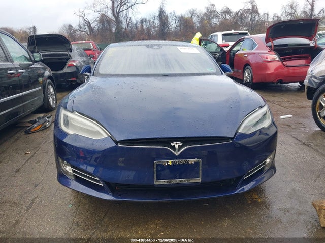 Продаж на аукціоні авто 2016 Tesla Model S 60d/70d/75d/85d/90d, vin: 5YJSA1E23GF153845, номер лоту: 43854453