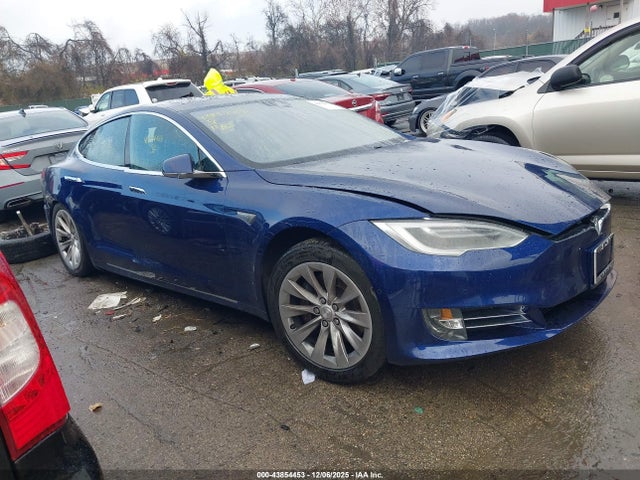 Продаж на аукціоні авто 2016 Tesla Model S 60d/70d/75d/85d/90d, vin: 5YJSA1E23GF153845, номер лоту: 43854453