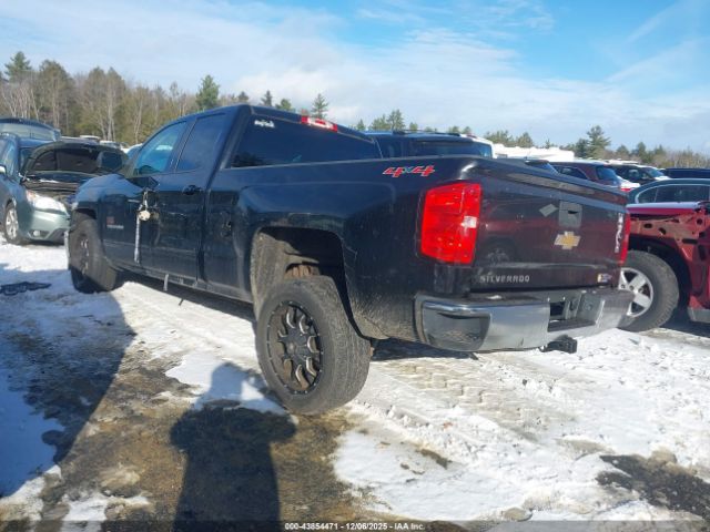 2015 CHEVROLET SILVERADO 1500 1GCVKREH2FZ182582 Photo 2
