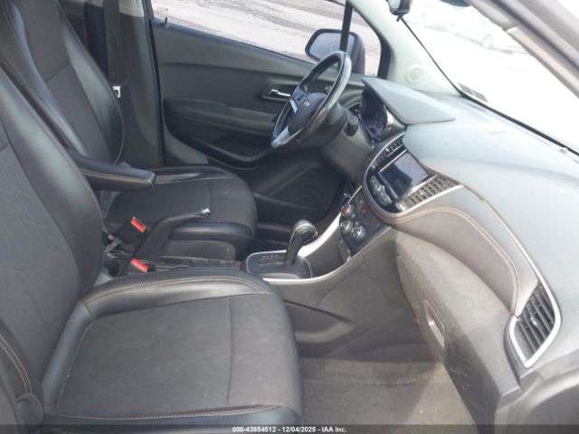 2019 CHEVROLET TRAX 3GNCJPSB2KL240164 Photo 4