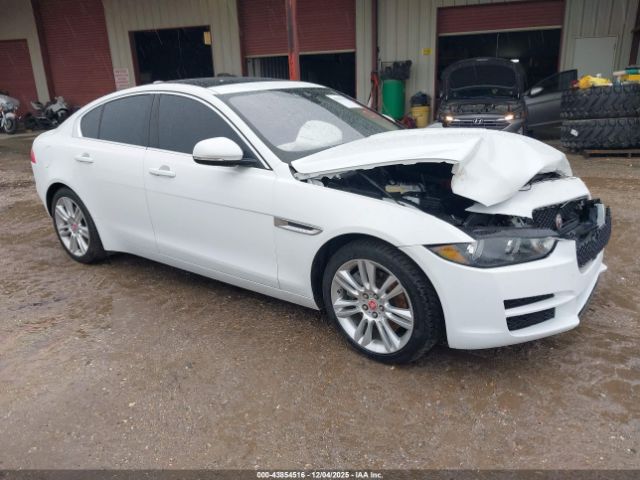 2019 JAGUAR XE SAJAD4FX7KCP51359