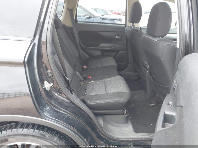 Mitsubishi Outlander Se/sel 2016 JA4AD3A33GZ008855 Image 8