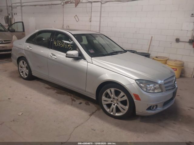2010 MERCEDES-BENZ C 300 WDDGF8BBXAF415454