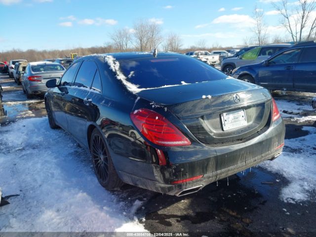 2015 MERCEDES-BENZ S 550 WDDUG8FB5FA128649 Photo 2