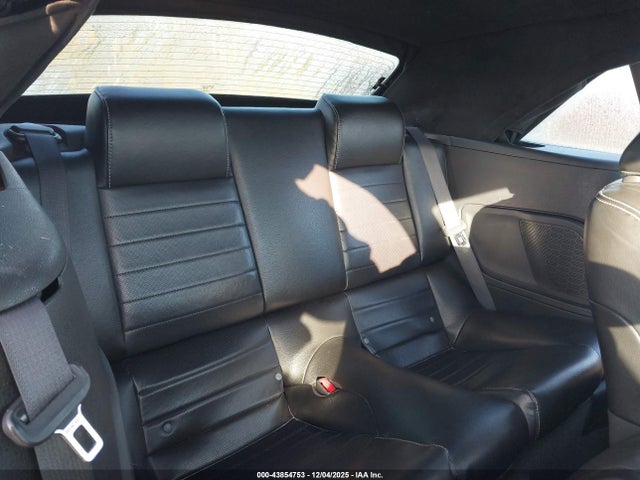 Продаж на аукціоні авто 2010 Ford Mustang V6 Premium, vin: 1ZVBP8EN5A5119865, номер лоту: 43854753
