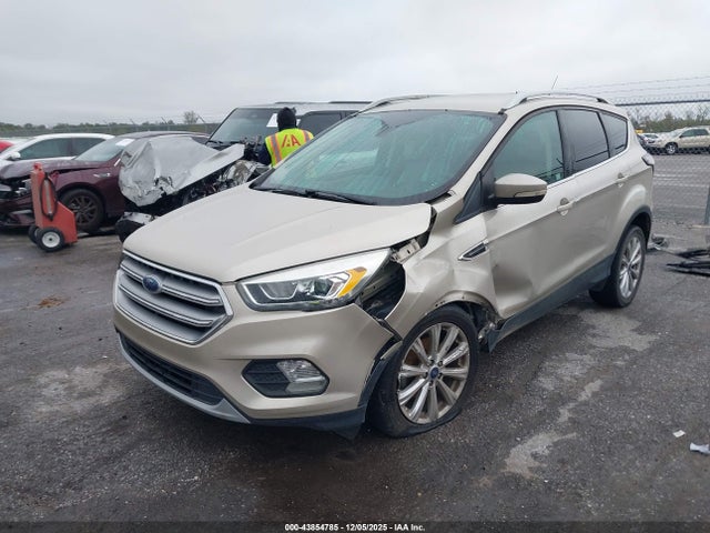 Ford Escape Titanium 2017 1FMCU0JD5HUD58195 Image 2