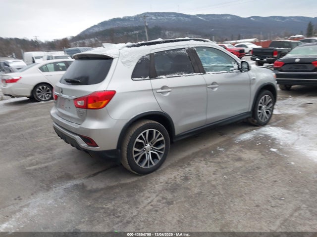 2019 MITSUBISHI OUTLANDER SPORT JA4AR4AW2KU008482 Photo 3