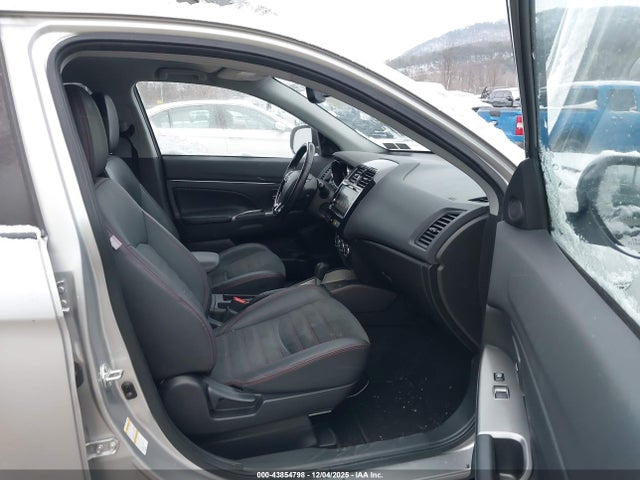 2019 MITSUBISHI OUTLANDER SPORT JA4AR4AW2KU008482 Photo 4