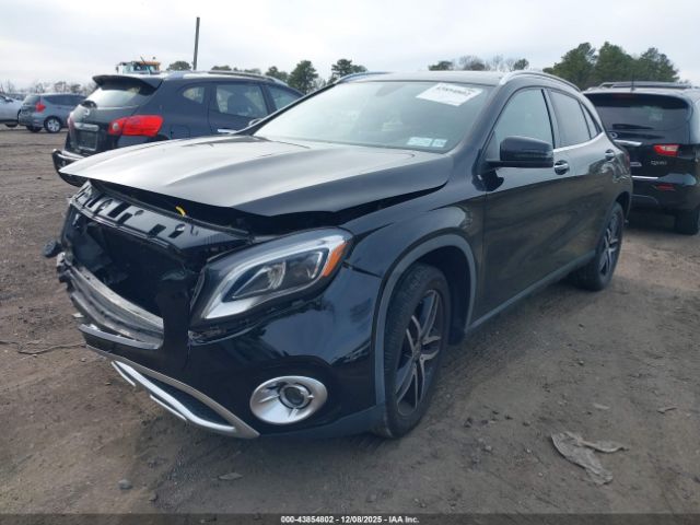 2019 MERCEDES-BENZ GLA 250 WDCTG4GBXKJ581814 Photo 1