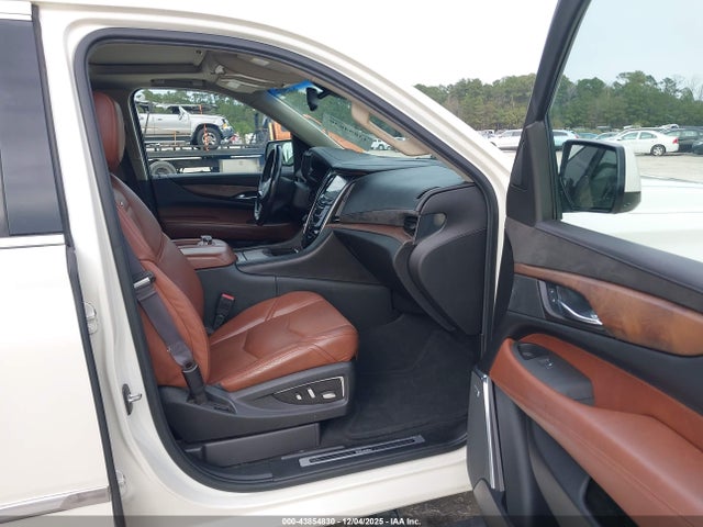 Продажа на аукционе авто 2015 Cadillac Escalade Premium, vin: 1GYS4CKJ0FR308398, номер лота: 43854830