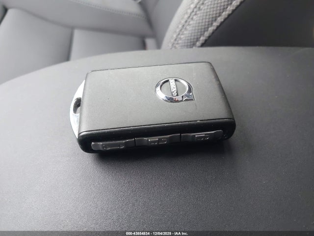 2023 VOLVO XC40 RECHARGE PURE ELECTRIC YV4ED3UW2P2070931 Photo 10