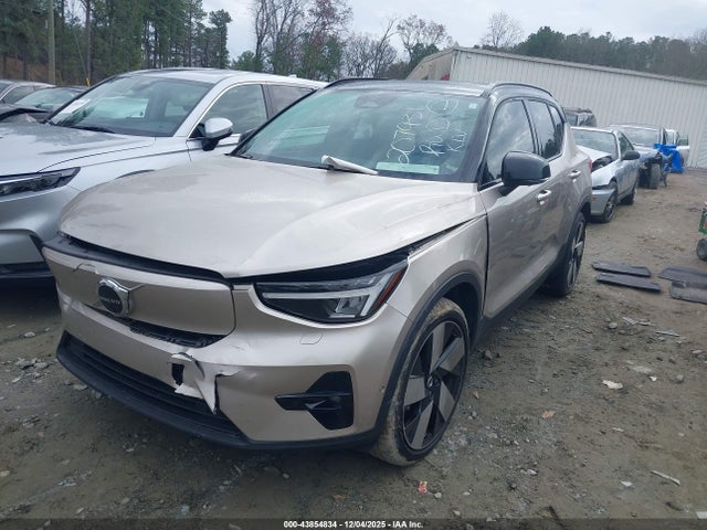 2023 VOLVO XC40 RECHARGE PURE ELECTRIC YV4ED3UW2P2070931 Photo 1