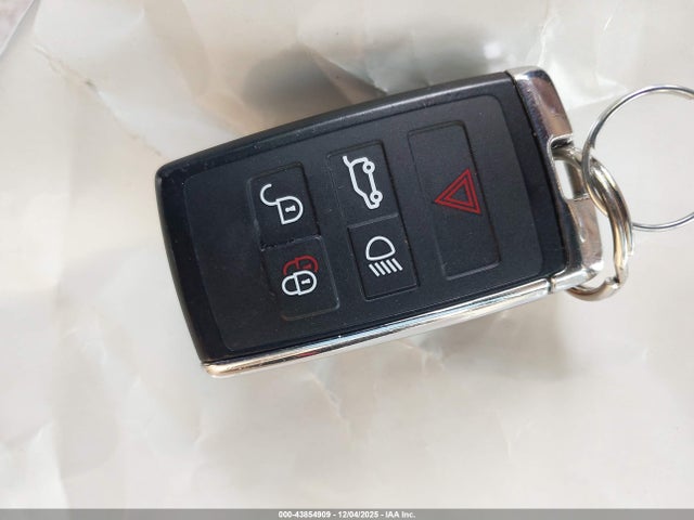 2021 JAGUAR E-PACE SADFP2FXXM1024249 Photo 10