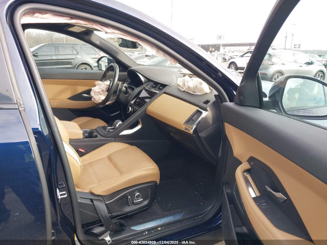 2021 JAGUAR E-PACE SADFP2FXXM1024249 Photo 4