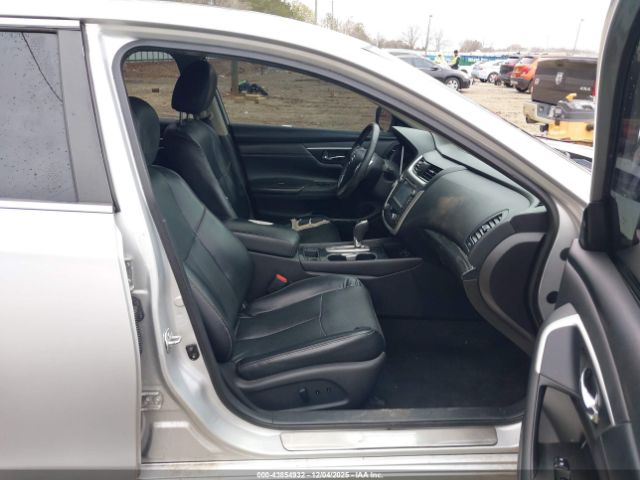 2016 NISSAN ALTIMA 1N4AL3AP2GC152238 Photo 4