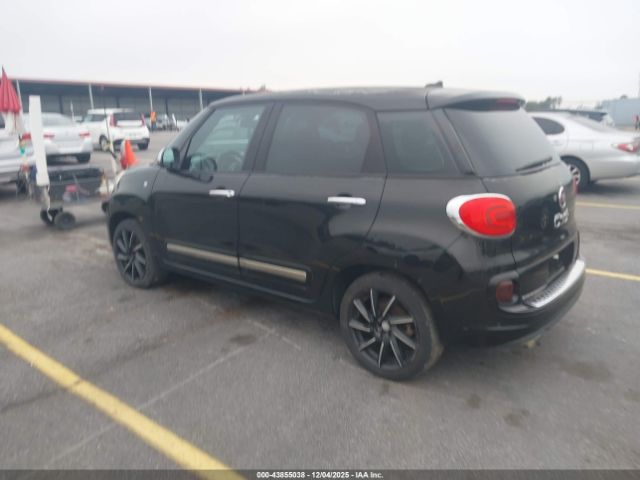 2015 FIAT 500L ZFBCFACH3FZ036095 Photo 2