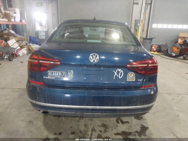 1VWLA7A36KC003866 Volkswagen Passat 2.0t Wolfsburg Edition