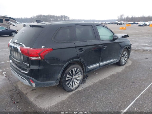 2019 MITSUBISHI OUTLANDER JA4AD3A36KZ042829 Photo 3