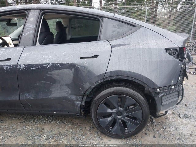 2024 TESLA MODEL Y 7SAYGDEE0RF195108 Photo 5