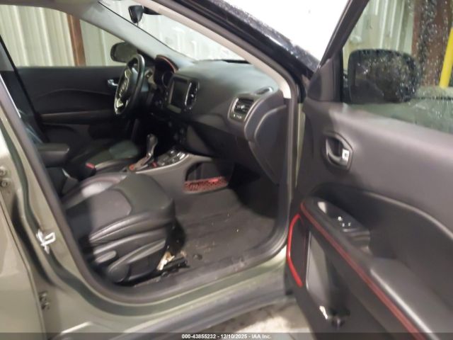 2018 JEEP COMPASS 3C4NJDDBXJT134363 Photo 4