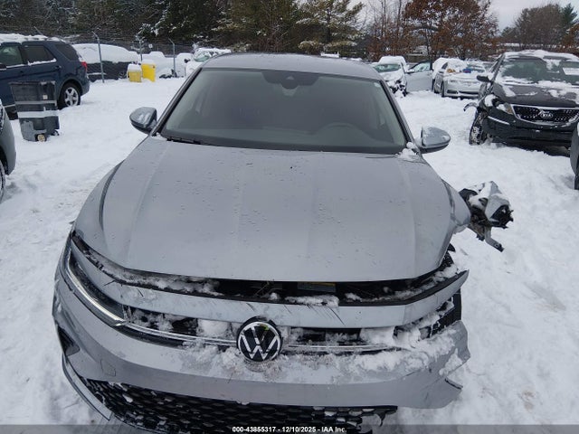 Продаж на аукціоні авто 2025 Volkswagen Jetta 1.5t S, vin: 3VW5X7BUXSM049794, номер лоту: 43855317