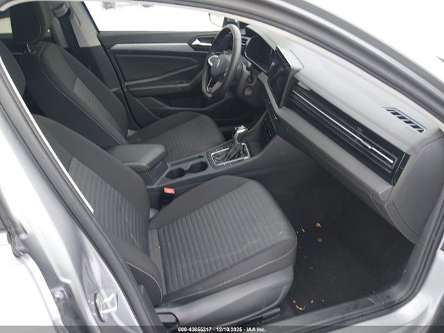 Продаж на аукціоні авто 2025 Volkswagen Jetta 1.5t S, vin: 3VW5X7BUXSM049794, номер лоту: 43855317