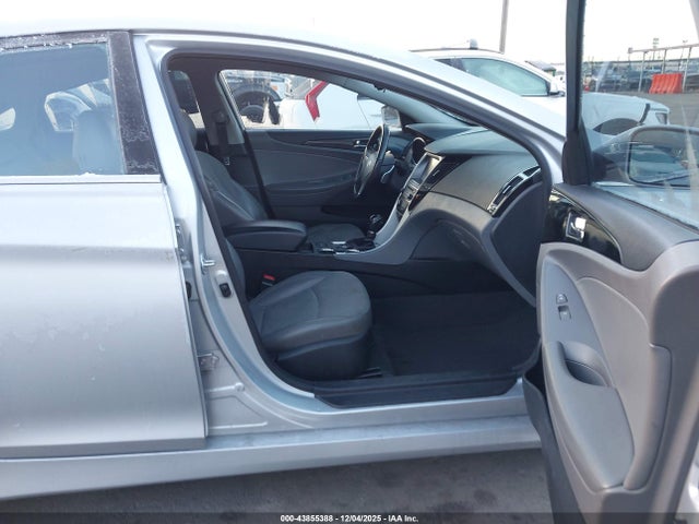 2014 Hyundai Sonata Se 2.0t მანქანა იყიდება აუქციონზე, vin: 5NPEC4AB0EH856333, აუქციონის ნომერი: 43855388