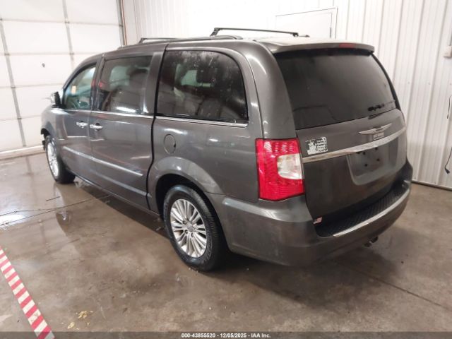 2015 CHRYSLER TOWN & COUNTRY 2C4RC1CG8FR727432 Photo 2