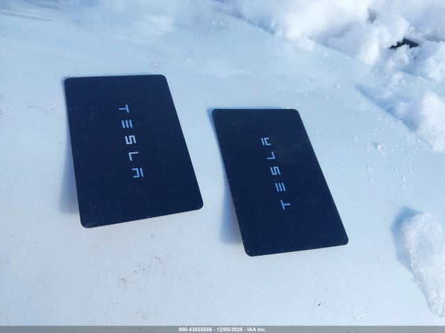 2026 TESLA MODEL Y 7SAYGDEE4TF408729 Photo 10