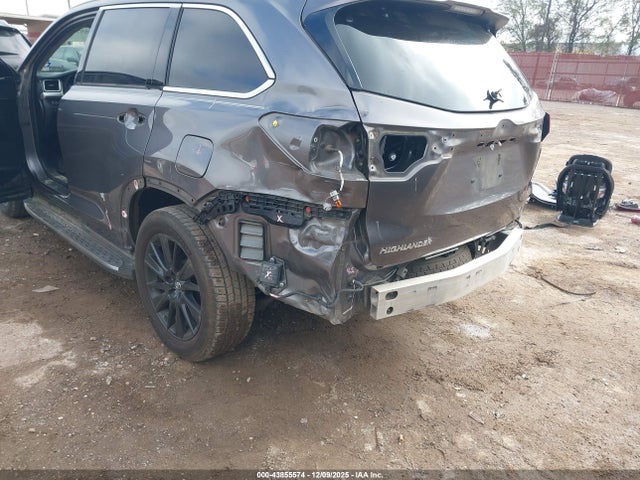 5TDKZRFH8KS355238 Toyota Highlander Se