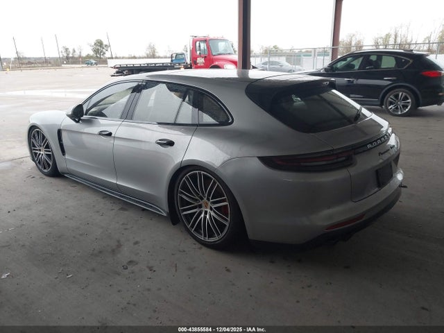 2018 PORSCHE PANAMERA WP0CF2A73JL196146 Photo 2
