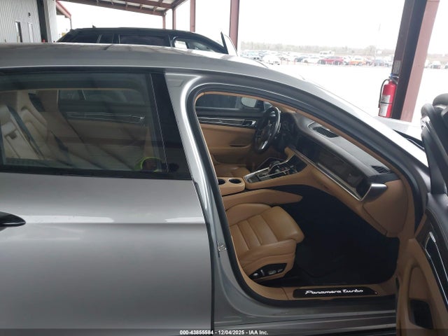 2018 PORSCHE PANAMERA WP0CF2A73JL196146 Photo 4