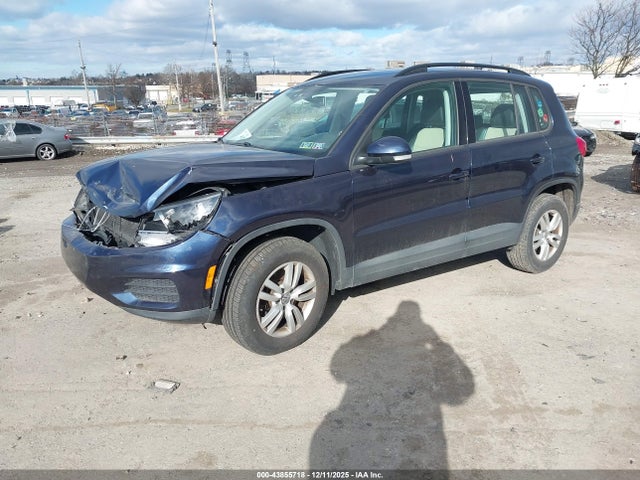 WVGBV7AX0GW602429 Volkswagen TIGUAN S