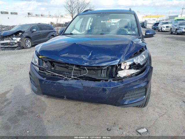 WVGBV7AX0GW602429 Volkswagen TIGUAN S