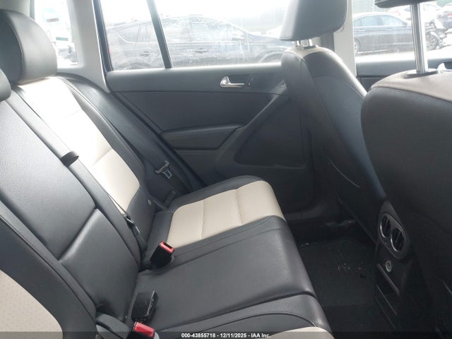 WVGBV7AX0GW602429 Volkswagen TIGUAN S