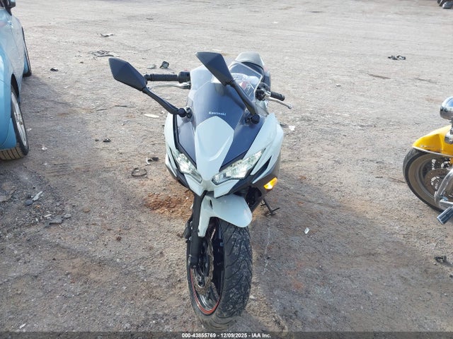 2023 KAWASAKI EX650 ML5EXER14PDA84320 Photo 4