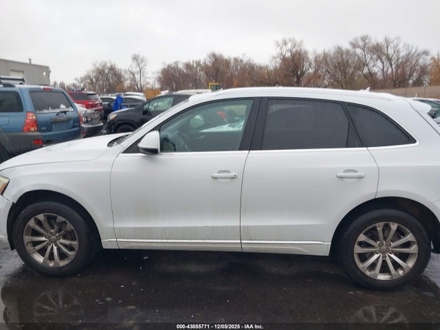 Audi Q5 2.0t Premium 2014 WA1LFAFP7EA046930 Image 14