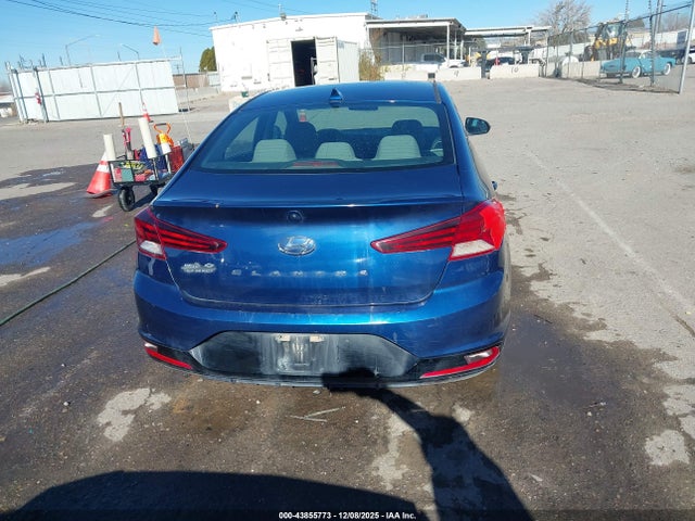 5NPD84LF7LH560655 Hyundai ELANTRA SEL