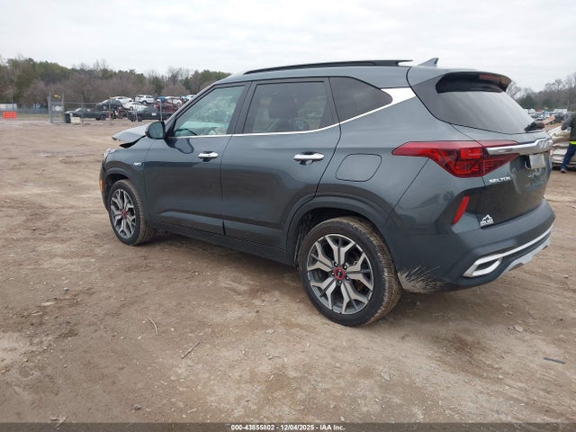 2023 KIA SELTOS KNDETCA29P7383002 Photo 2