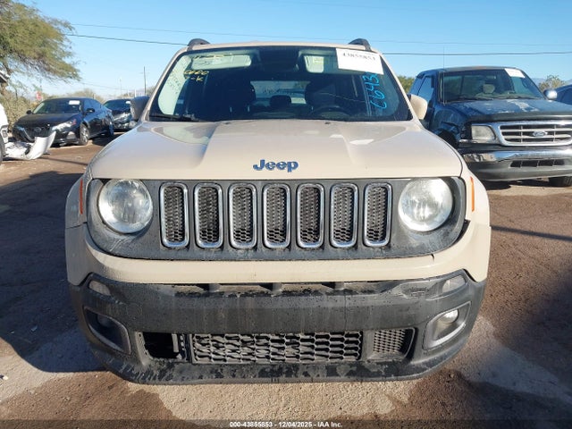 ZACCJABT6GPC64304 Jeep Renegade Latitude