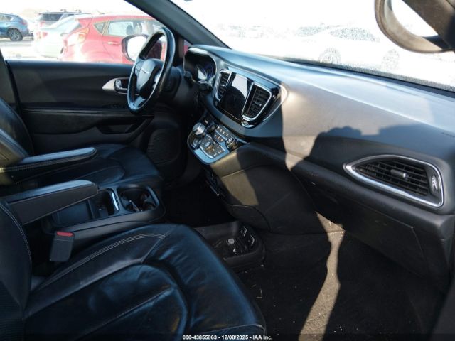 2019 CHRYSLER PACIFICA 2C4RC1BG6KR705540 Photo 4