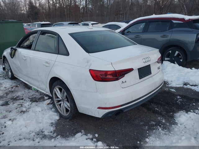 2017 AUDI A4 WAUDNAF46HN054630 Photo 2