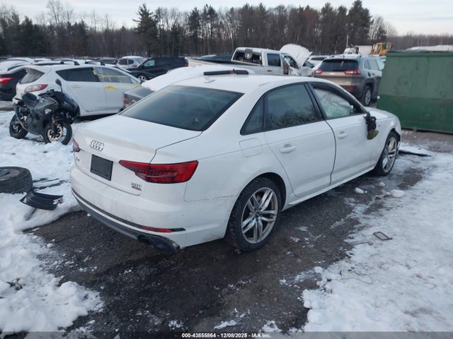 2017 AUDI A4 WAUDNAF46HN054630 Photo 3