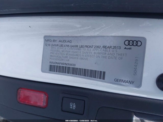 2017 AUDI A4 WAUDNAF46HN054630 Photo 8
