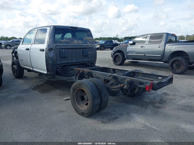 43855897 :رقم المزاد ، 3C7WRTCL9NG308524 vin ، 2022 Ram 3500 Chassis Tradesman/slt/laramie/limited مزاد بيع