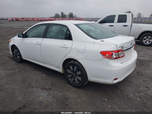 2013 TOYOTA COROLLA 5YFBU4EE4DP184461 Photo 2